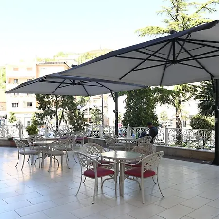 Otel Liss 4*