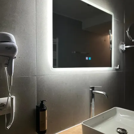 Liss Szálloda 4*
